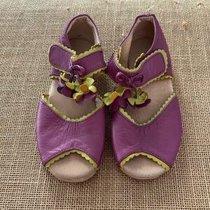 Livie and Luca sandals